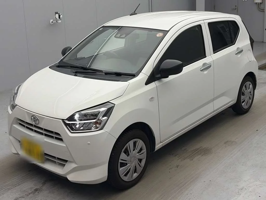Toyota Pixis Epoch LA350A 2021